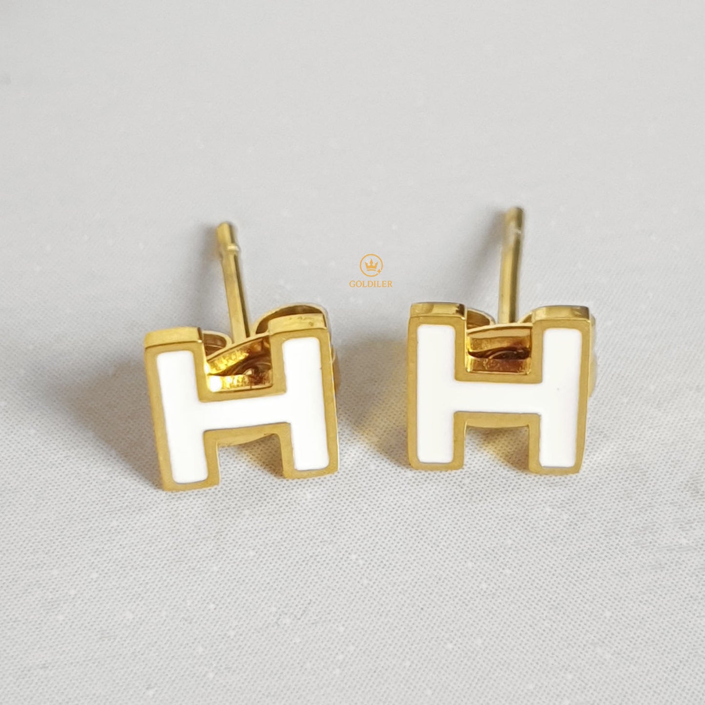 Aretes H
